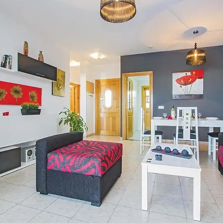 Villa Playa Blanca Sleeps 4 Wifi